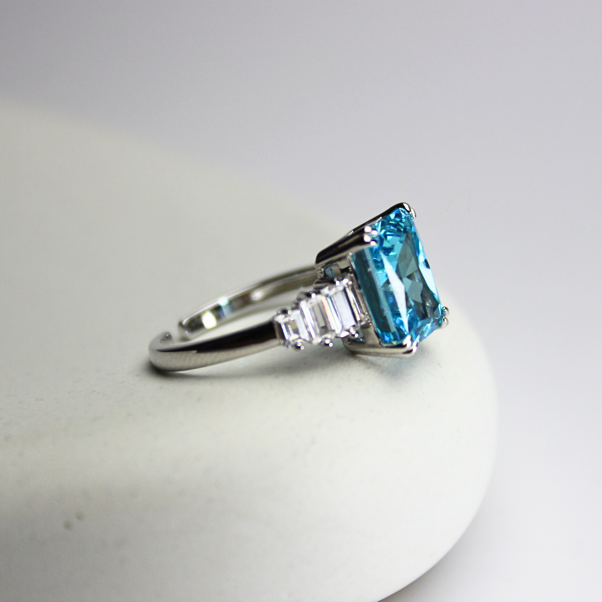 Aquis Ring