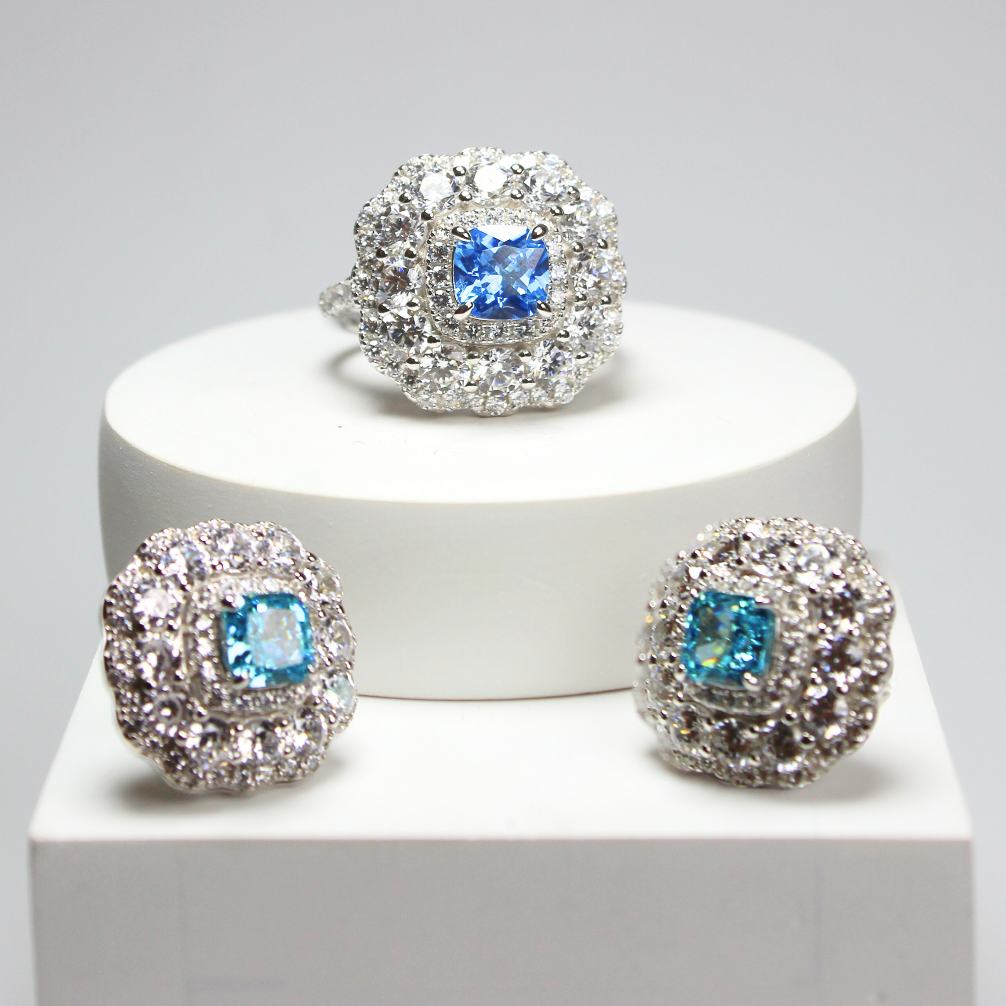 925 Sterling Silver Icy Blue Jewelry Set, Necklace, Earrings & Ring, Frosty & Elegant