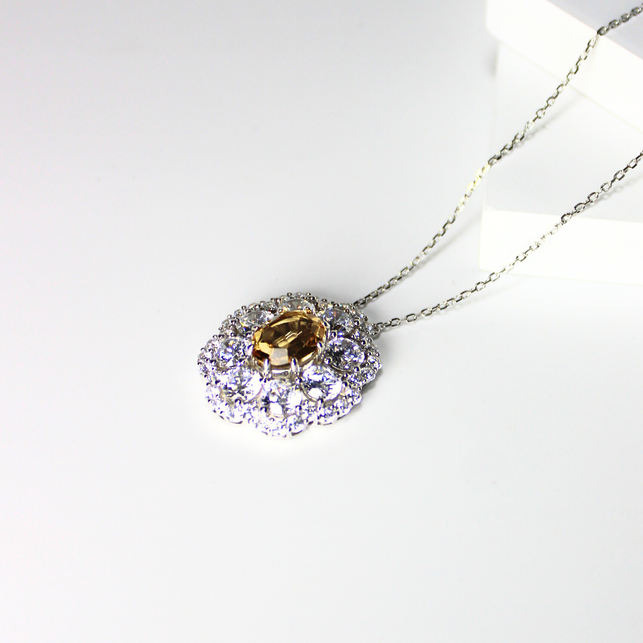 925 Sterling Silver Saffra Necklace, Yellow Gemstone Pendant, Hypoallergenic & Tarnish-Free, Elegant Statement Jewelry