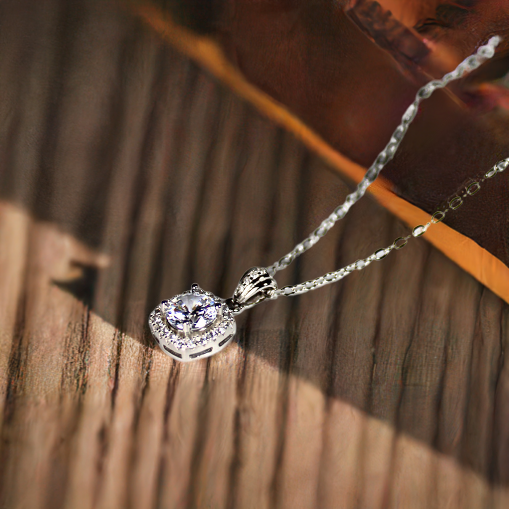 Lustrelle Necklace