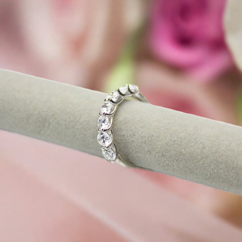 Celesta ring